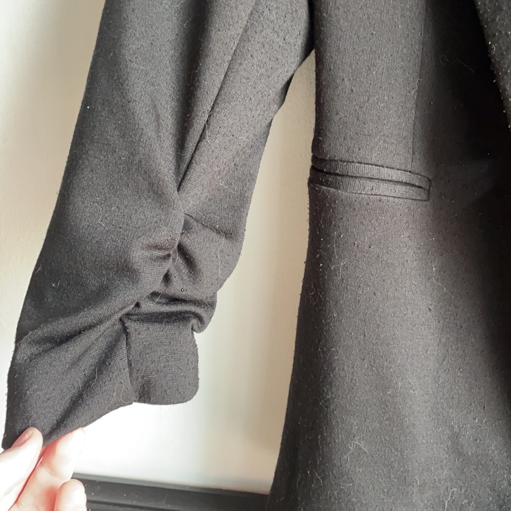 Novita Jacket - Picture 4 of 4